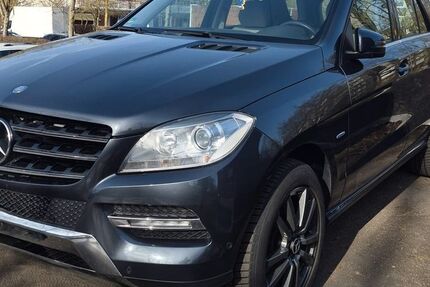 Mercedes-Benz ML 350 279.000 km 13.200 &euro; Münster 48159
