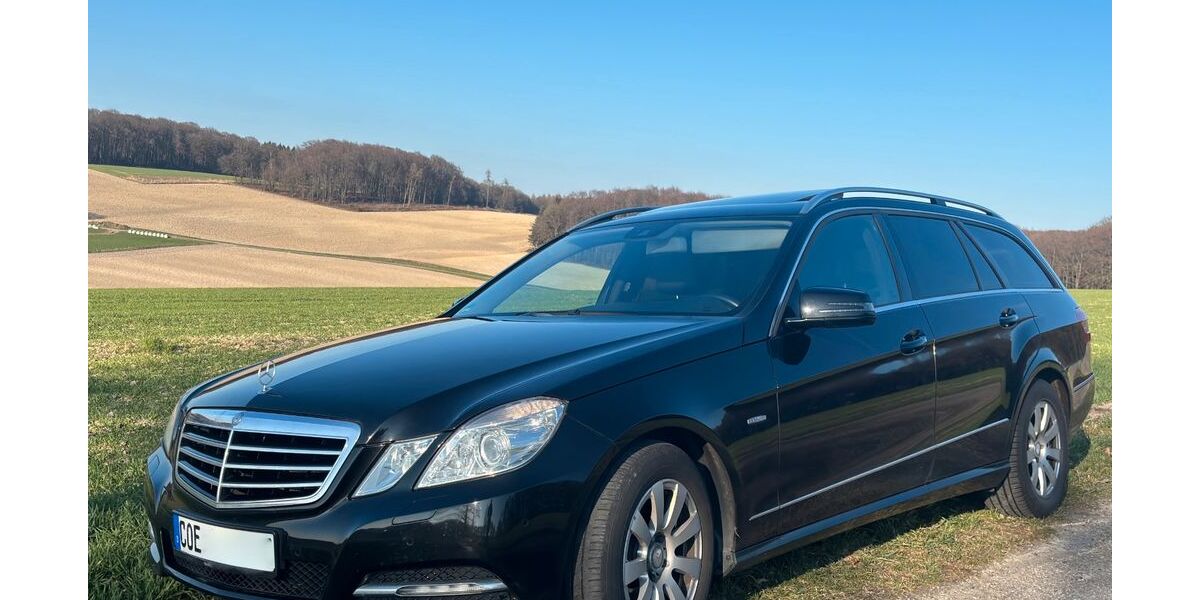 Mercedes-Benz E 200 318.600 km 4.200 &euro; Dülmen 48249